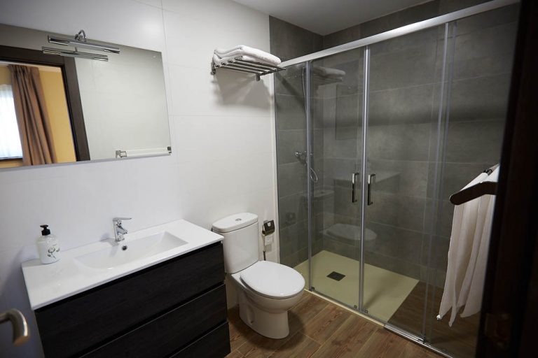 Fresnu Baño Dormitorio 1